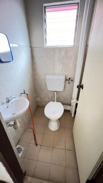 Flat for Sale at Impian - Torey Wong - Bathroom - PropertyGuru.com.my