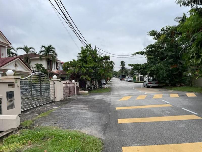 Semi-Detached House for Sale in UEP Subang Jaya (Subang Jaya) - Jaclyn Yee - Exterior - PropertyGuru.com.my