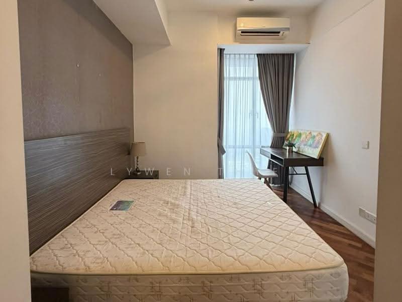 Kondominium untuk Disewa di Grand Medini - Lywen Thye - Bedroom - PropertyGuru.com.my