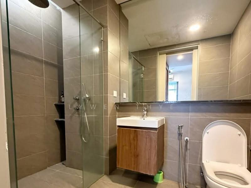 Kondominium untuk Disewa di Grand Medini - Lywen Thye - Bathroom - PropertyGuru.com.my
