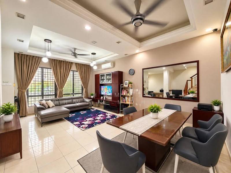 Rumah Teres 2-Tingkat untuk Dijual di Hulu Langat (Selangor) - Muhammad Ridhwan Mohd Huzairi - Living Room - PropertyGuru.com.my