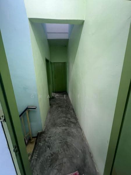 Rumah Teres 2-Tingkat untuk Disewa di Taman Titiwangsa (Kluang) - Grace Fan - Corridor - PropertyGuru.com.my