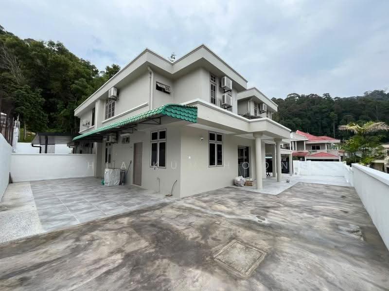 Semi-Detached House for Sale in Bukit Pelindung (Kuantan) - CHIA KUM HOONG - Exterior - PropertyGuru.com.my
