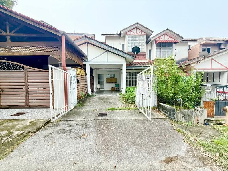 2-storey Terraced House for Sale in Sungai Merab (Dengkil) - Muhammad Ridhwan Mohd Huzairi - Exterior - PropertyGuru.com.my
