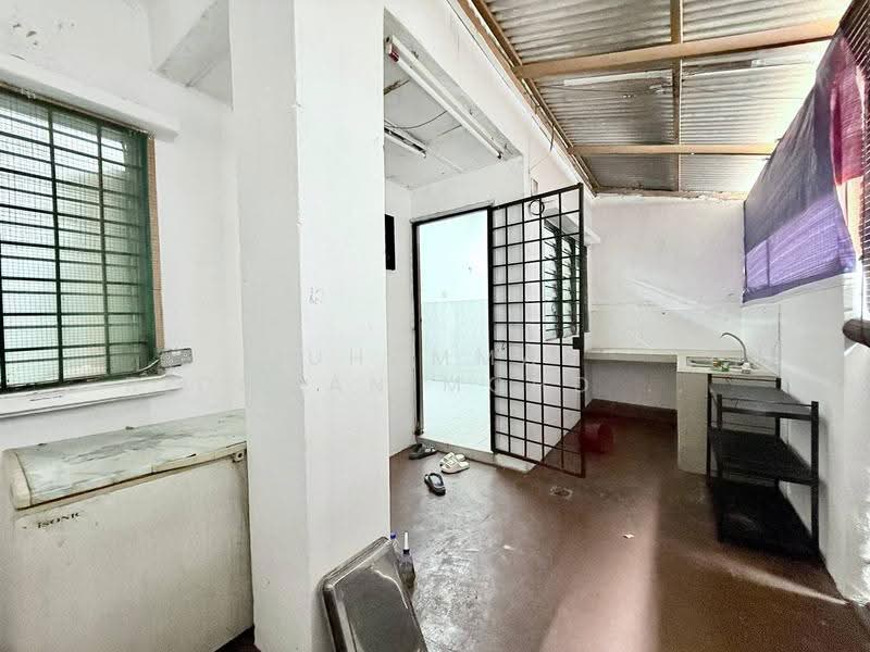2-storey Terraced House for Sale in Sungai Merab (Dengkil) - Muhammad Ridhwan Mohd Huzairi - Kitchen - PropertyGuru.com.my