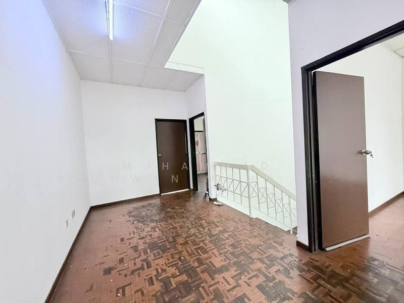 2-storey Terraced House for Sale in Sungai Merab (Dengkil) - Muhammad Ridhwan Mohd Huzairi - Interior - PropertyGuru.com.my