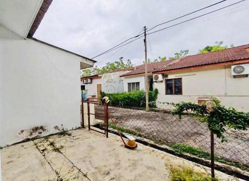 1-storey Terraced House for Sale in Melaka City (Melaka) - CHIN FN - Exterior - PropertyGuru.com.my