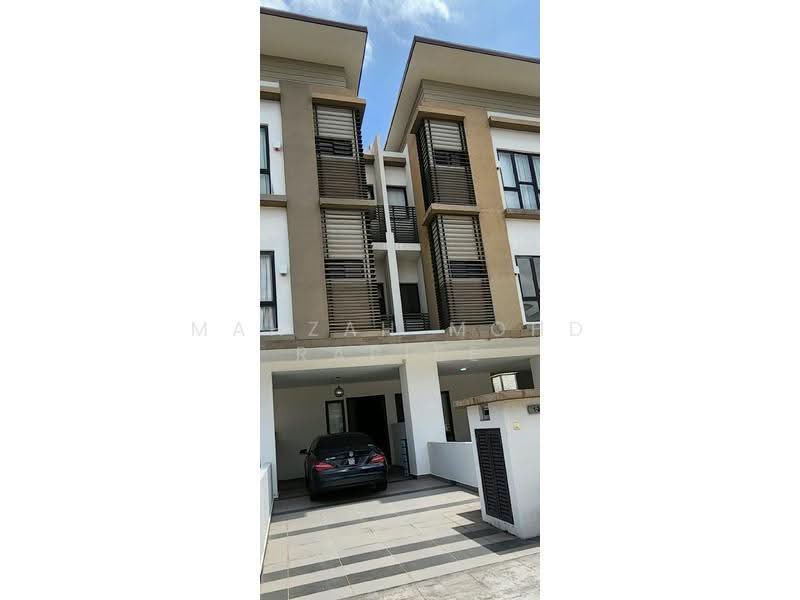 Rumah Bandar untuk Disewa di 16 Sierra (Puchong) - Mahzah Mohd Rapiee - Exterior - PropertyGuru.com.my