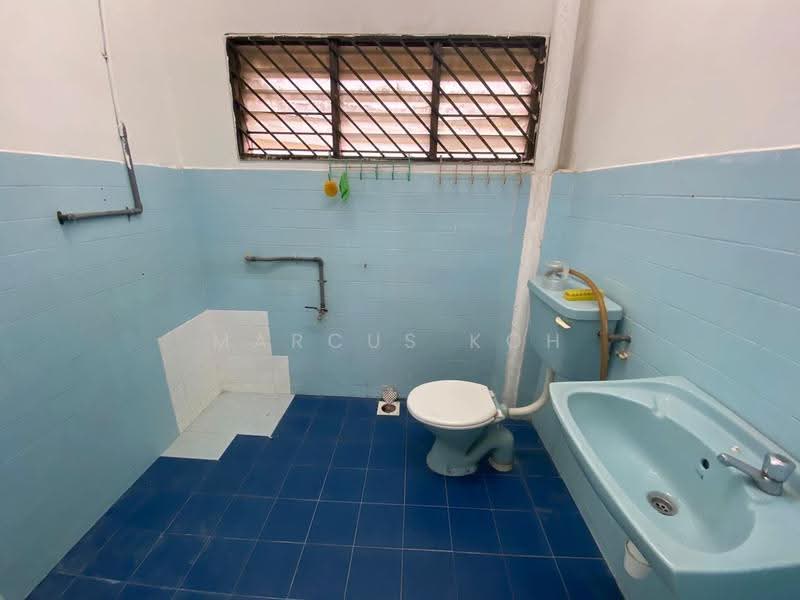 Rumah Teres 2.5-Tingkat untuk Disewa di Jalan Kuching (Kuala Lumpur) - Marcus Koh - Bathroom - PropertyGuru.com.my