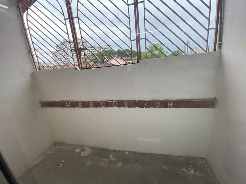 Rumah Teres 2.5-Tingkat untuk Disewa di Jalan Kuching (Kuala Lumpur) - Marcus Koh - Balcony - PropertyGuru.com.my