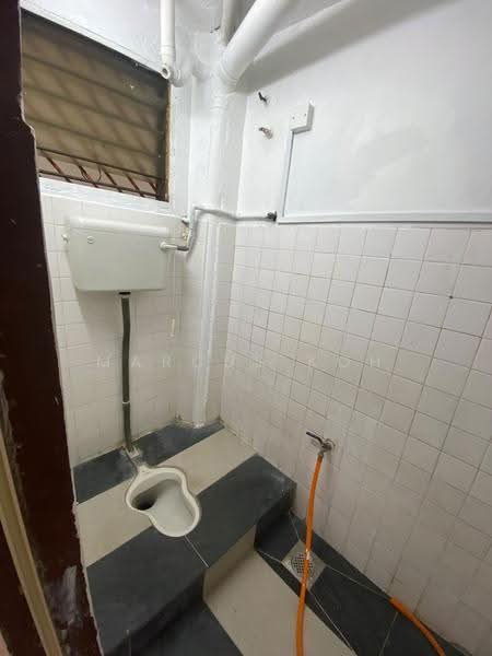 Rumah Teres 2.5-Tingkat untuk Disewa di Jalan Kuching (Kuala Lumpur) - Marcus Koh - Bathroom - PropertyGuru.com.my