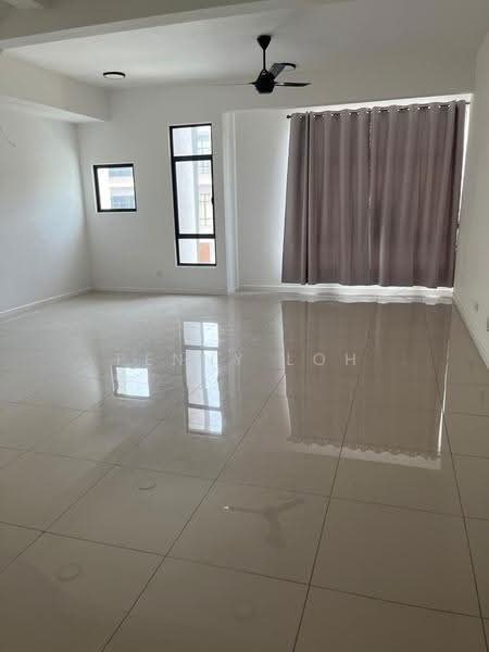 Rumah Bandar untuk Disewa di Taman Akasia (Semenyih) - Penny Loh - Living Room - PropertyGuru.com.my