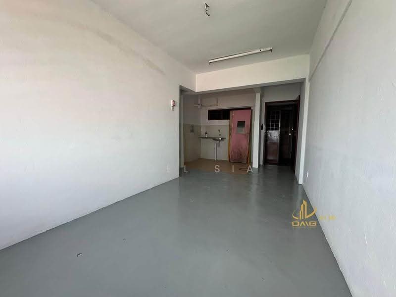 Flat for Sale at Taman Permai Indah Flat - Joel Sia - Kitchen - PropertyGuru.com.my