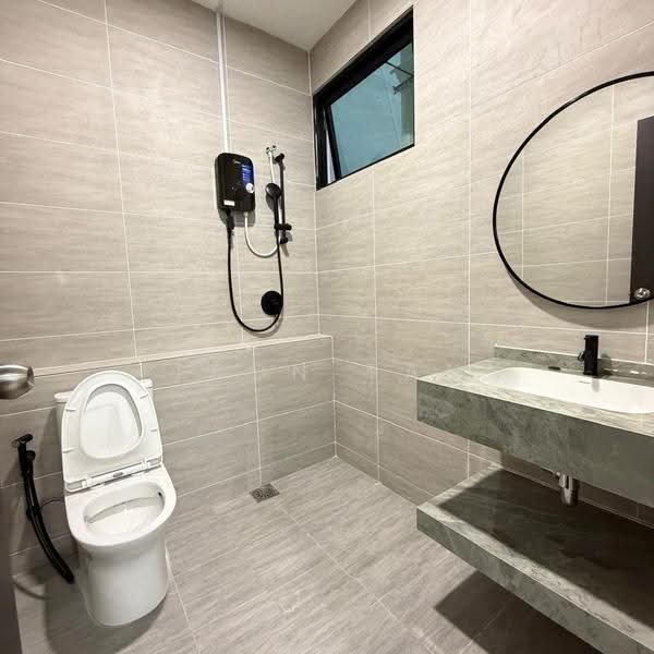 Kondominium untuk Disewa di Ava Eight - Leon Tan - Bathroom - PropertyGuru.com.my