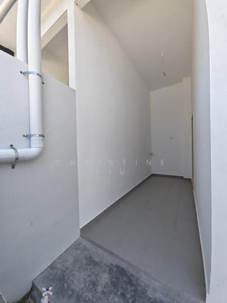 Rumah Banglo untuk Dijual di Jasin (Melaka) - Christine Liu - Corridor - PropertyGuru.com.my