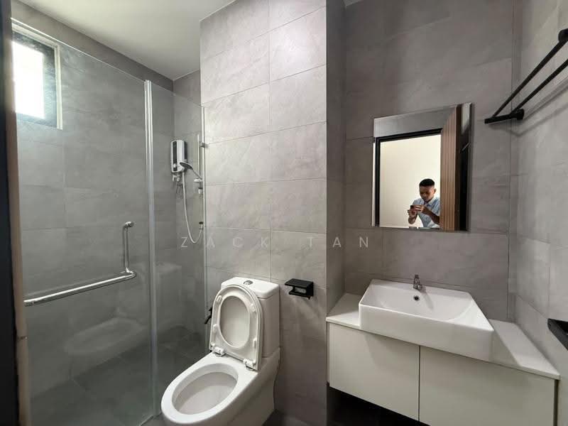 Pangsapuri untuk Disewa di Armadale Residence, Kuching, Sarawak - Zack Tan - Bathroom - PropertyGuru.com.my