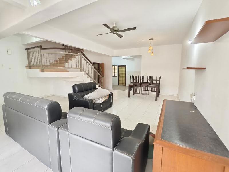 Terraced House for Sale in Ayer Keroh (Melaka) - Angie Ng - Living Room - PropertyGuru.com.my