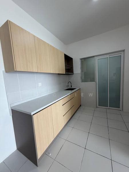 Kondominium untuk Disewa di Residensi Sateria - Eric Siew - Kitchen - PropertyGuru.com.my