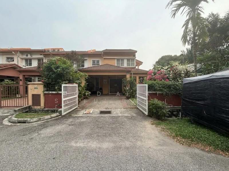 Rumah Teres 2-Tingkat untuk Dijual di Taman Pinggiran Usj (Subang Jaya) - Mohd Aizat Saiful Bahri - Exterior - PropertyGuru.com.my