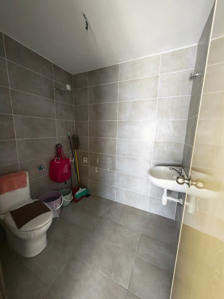 Rumah Teres 1-Tingkat untuk Dijual di Taman Sutera Wangi (Batu Berendam) - Christine Liu - Bathroom - PropertyGuru.com.my