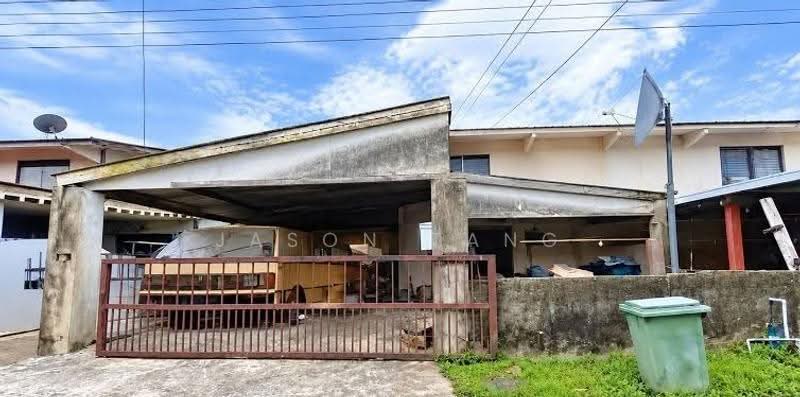 Rumah Berkembar untuk Dijual di Bintulu (Sarawak) - Jason Tang - Exterior - PropertyGuru.com.my