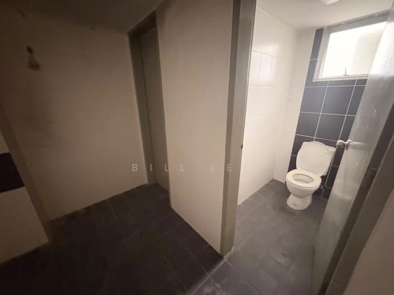 Office for Rent in Bandar Bukit Mahkota (Bangi) - Bill Lee - Bathroom - PropertyGuru.com.my