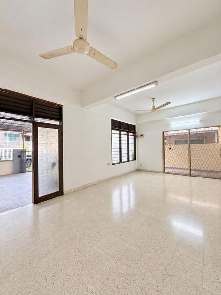 Semi-Detached House for Sale in Tanjung Bungah (Penang) - KK Kwok - Living Room - PropertyGuru.com.my