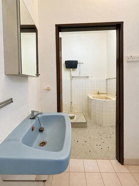 Semi-Detached House for Sale in Tanjung Bungah (Penang) - KK Kwok - Bathroom - PropertyGuru.com.my
