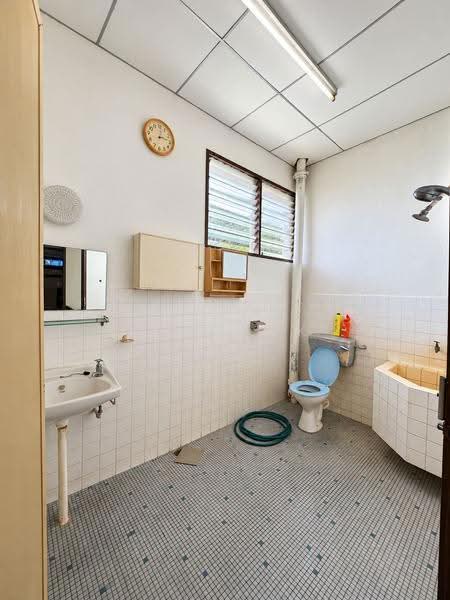 Semi-Detached House for Sale in Tanjung Bungah (Penang) - KK Kwok - Bathroom - PropertyGuru.com.my