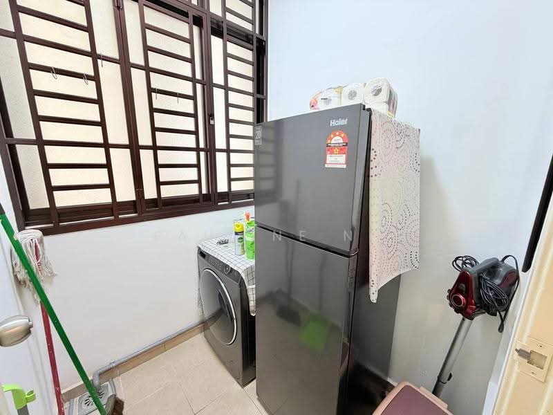 Service Residence for Rent at D'Summit Residences - Pauline Ng - PropertyGuru.com.my