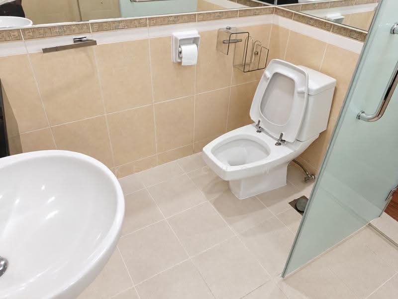Rumah Banglo untuk Dijual di Meru Valley (Ipoh) - Kent Chow - Bathroom - PropertyGuru.com.my