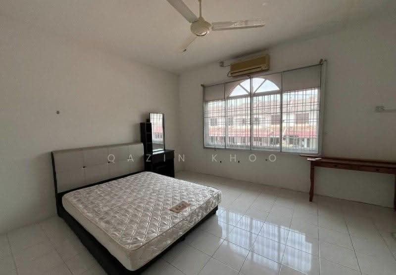 Rumah Teres 2-Tingkat untuk Disewa di Panorama Lapangan Perdana (Ipoh) - Qazin Khoo - Bedroom - PropertyGuru.com.my