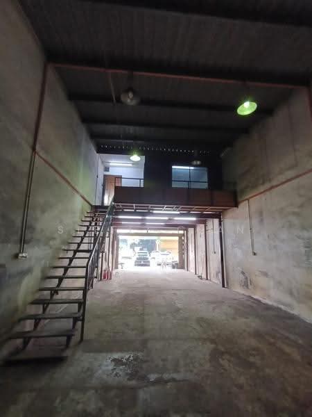 Kilang Teres untuk Disewa di Taman Perindustrian Subang (Subang Jaya) - Steffi Chan - Interior - PropertyGuru.com.my