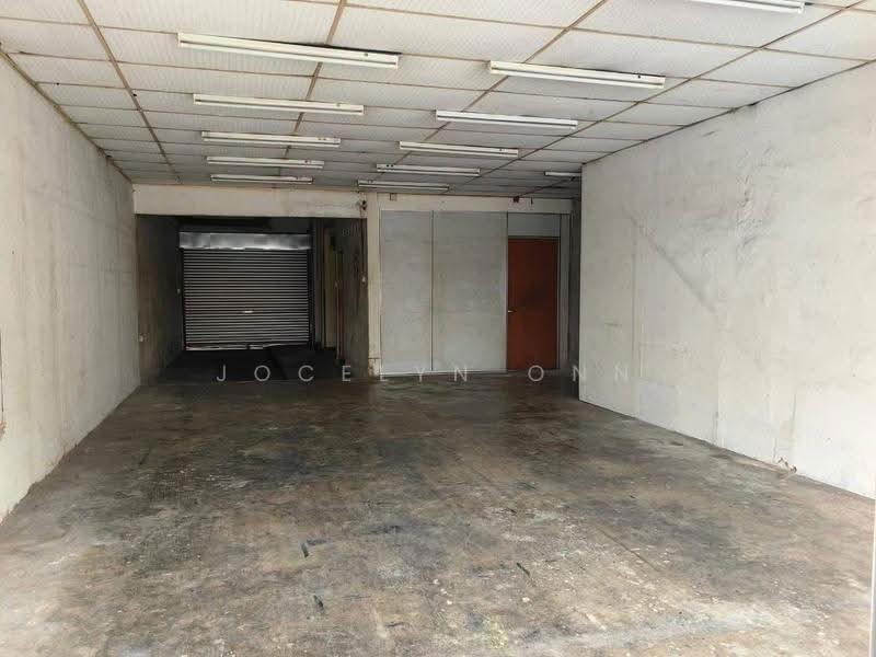 Shop for Rent in Taman Ungku Tun Aminah (Skudai) - Jocelyn Onn - Entrance - PropertyGuru.com.my