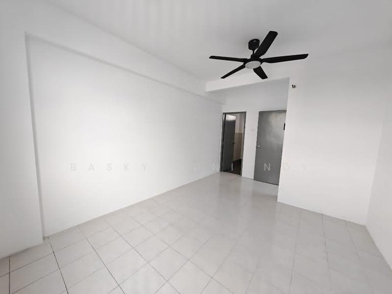 Apartment for Rent at Pangsapuri Pulai Mutiara 3 - Basky Muniandy - Interior - PropertyGuru.com.my