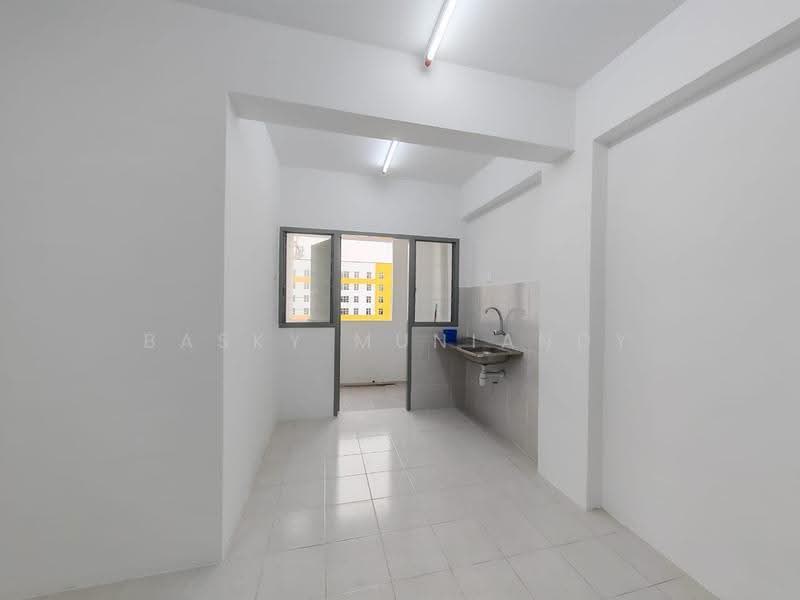 Apartment for Rent at Pangsapuri Pulai Mutiara 3 - Basky Muniandy - Kitchen - PropertyGuru.com.my
