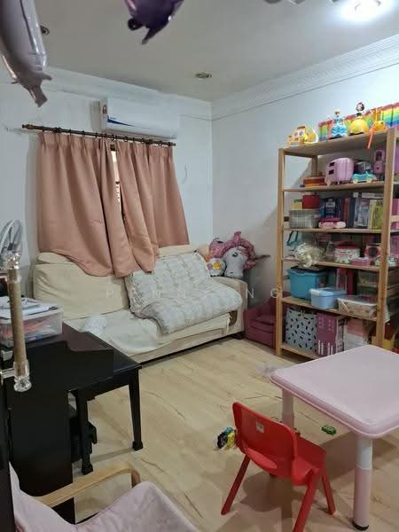 Rumah Teres 1.5-Tingkat untuk Dijual di Usj 6 (Subang Jaya) - Penny Ng - Living Room - PropertyGuru.com.my