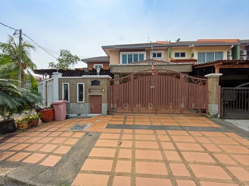 Rumah Teres 2-Tingkat untuk Dijual di Seksyen 5 (Petaling Jaya) - Danial Mohd Zaki - Exterior - PropertyGuru.com.my