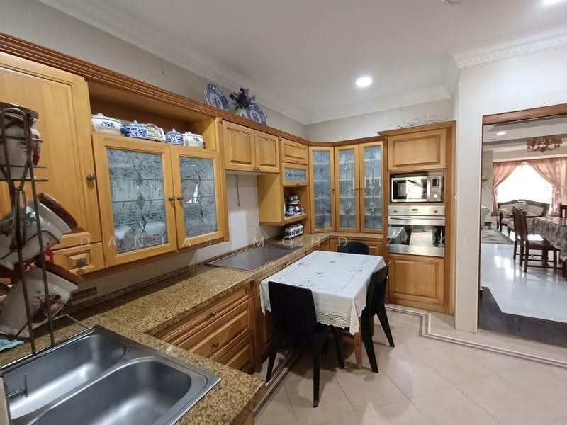 Rumah Teres 2-Tingkat untuk Dijual di Seksyen 5 (Petaling Jaya) - Danial Mohd Zaki - Kitchen - PropertyGuru.com.my