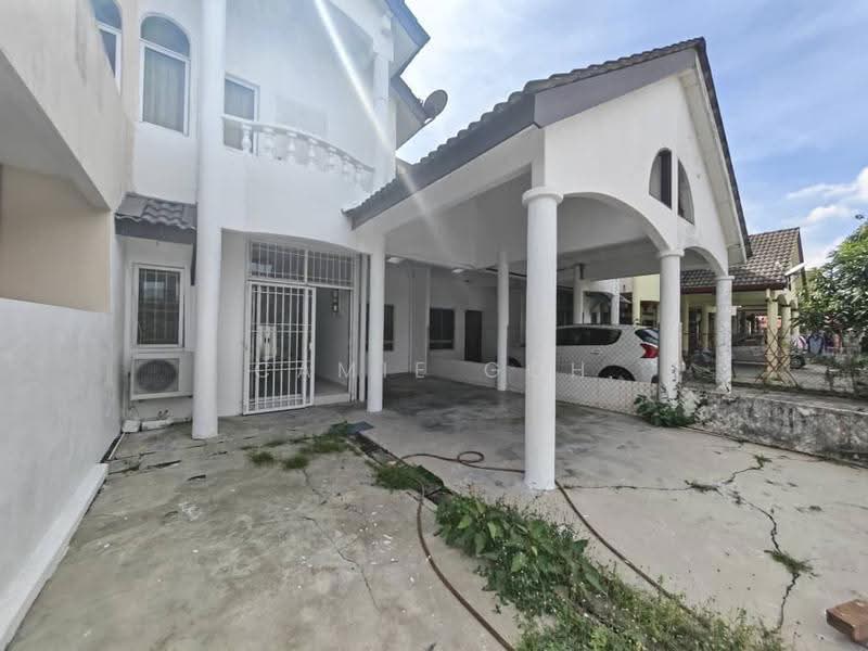 2-storey Terraced House for Sale in Taman Pantai Emas (Klebang) - Camie Goh - Exterior - PropertyGuru.com.my