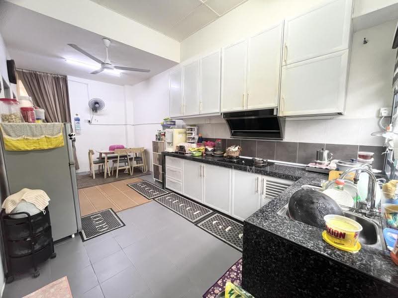 1-storey Terraced House for Sale in Taman Bentara (Telok Panglima Garang) - NUZULHAKIMI . - Kitchen - PropertyGuru.com.my