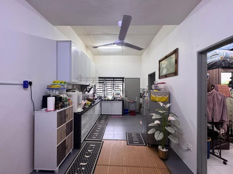1-storey Terraced House for Sale in Taman Bentara (Telok Panglima Garang) - NUZULHAKIMI . - Kitchen - PropertyGuru.com.my