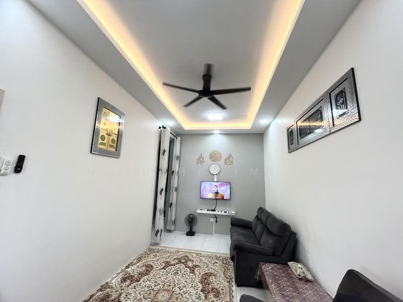 1-storey Terraced House for Sale in Taman Bentara (Telok Panglima Garang) - NUZULHAKIMI . - Living Room - PropertyGuru.com.my