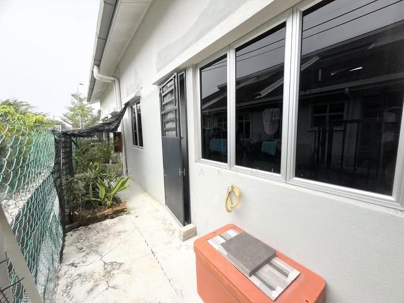 1-storey Terraced House for Sale in Taman Bentara (Telok Panglima Garang) - NUZULHAKIMI . - Exterior - PropertyGuru.com.my
