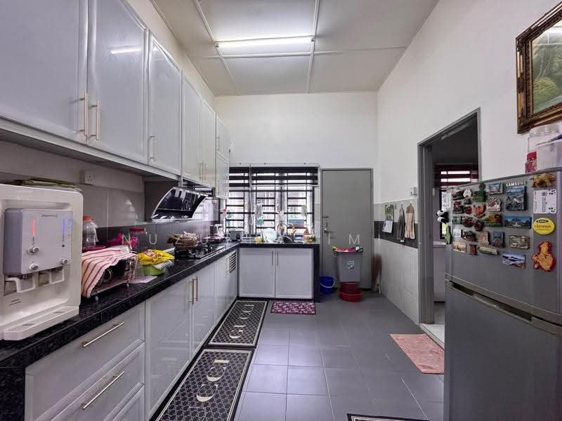 1-storey Terraced House for Sale in Taman Bentara (Telok Panglima Garang) - NUZULHAKIMI . - Kitchen - PropertyGuru.com.my