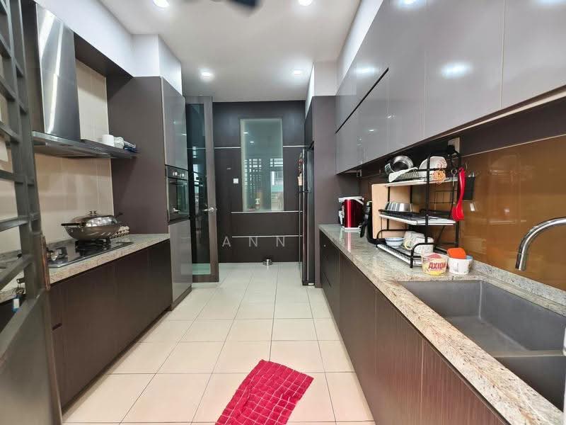 Cluster House for Sale in Taman Nusa Bestari (Iskandar Puteri (Nusajaya)) - Ann . - Kitchen - PropertyGuru.com.my