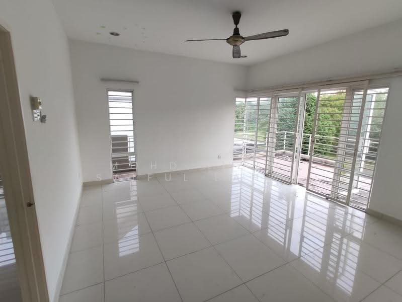 Link Bungalow for Sale in Bandar Baru Bangi (Selangor) - Mohd Aizat Saiful Bahri - Living Room - PropertyGuru.com.my