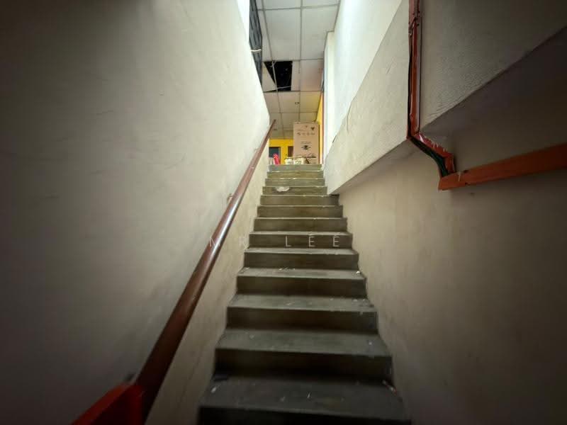 Shop for Sale in Kampar (Perak) - Mr Lee - Corridor - PropertyGuru.com.my