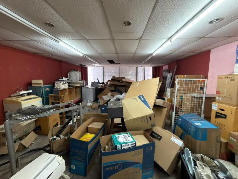 Shop for Sale in Kampar (Perak) - Mr Lee - Interior - PropertyGuru.com.my
