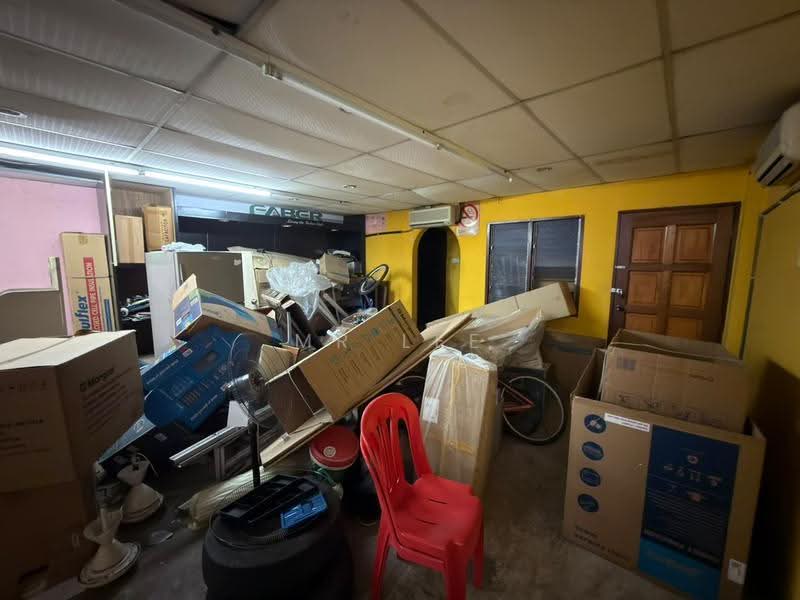Shop for Sale in Kampar (Perak) - Mr Lee - Interior - PropertyGuru.com.my